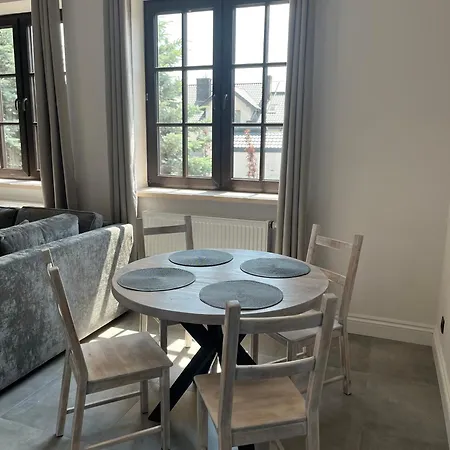 Διαμέρισμα Neighbourhood *